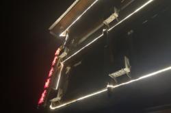 赤峰落地窗观景酒店电话号码