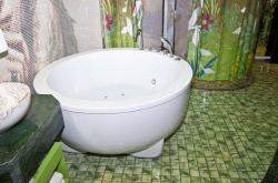 赤峰山水温泉电话号码多少号