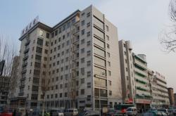 赤峰花园夜市地址查询电话号码
