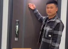 内蒙赤峰防盗门电话号码多少