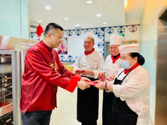 赤峰万达餐具店电话地址查询-第1张图片