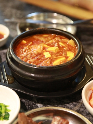 赤峰韩顺吉烤肉店电话号码-第1张图片