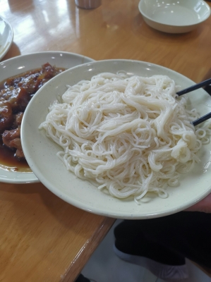 赤峰老胖猪蹄饭店电话多少号-第1张图片