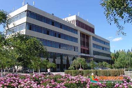 赤峰小区图书馆电话号码是多少-第1张图片
