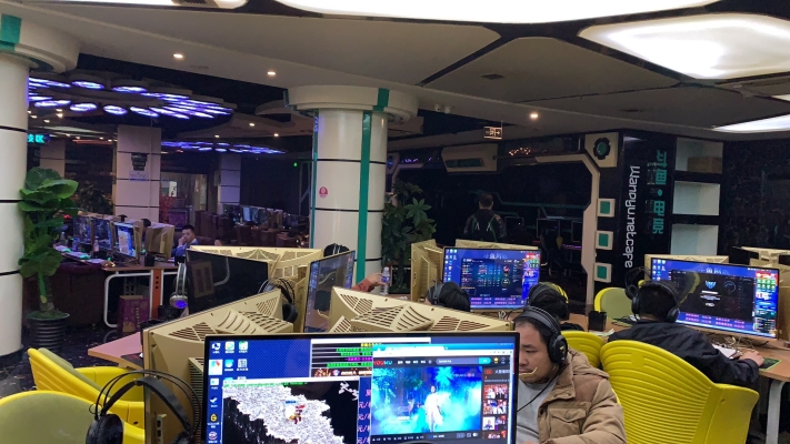 赤峰卖电脑网吧电话号码多少-第1张图片