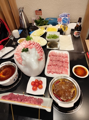 赤峰美食商家电话多少啊-第1张图片