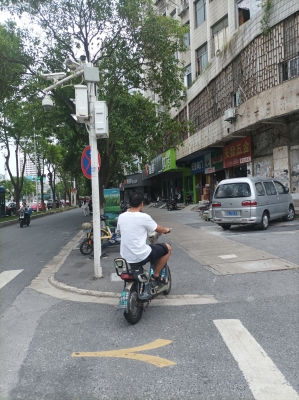赤峰万达文具店电话号码-第1张图片