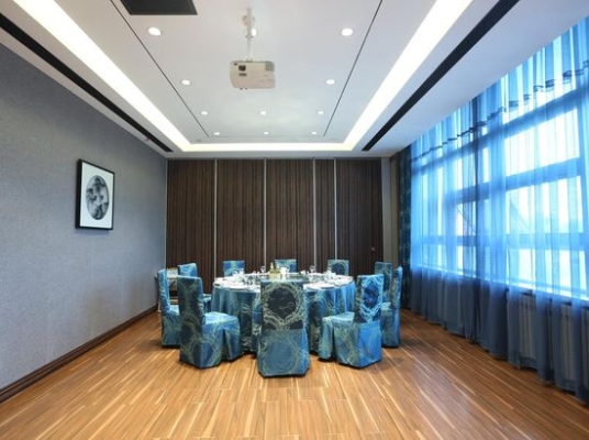 赤峰市宠物酒店电话多少号-第1张图片