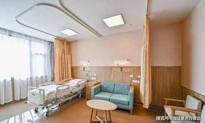 赤峰市面瘫医院地址电话号码-第1张图片
