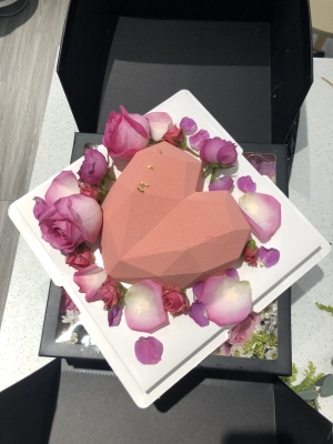 赤峰艾蜜尔蛋糕店电话号码-第1张图片