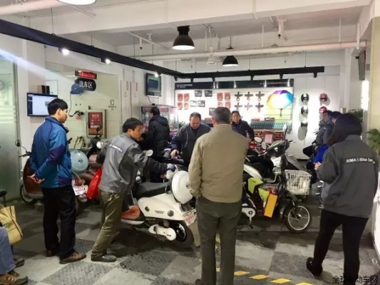 赤峰爱玛电动车修车电话号码-第1张图片