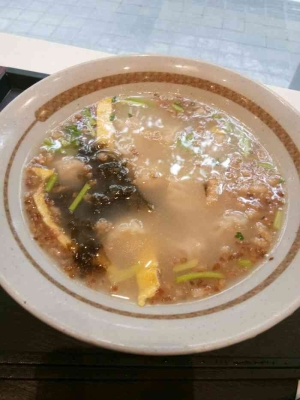 赤峰市场午饭店电话多少号-第1张图片
