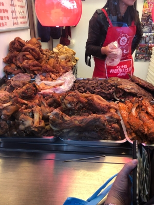 赤峰市批发熏鸡店电话号码-第1张图片