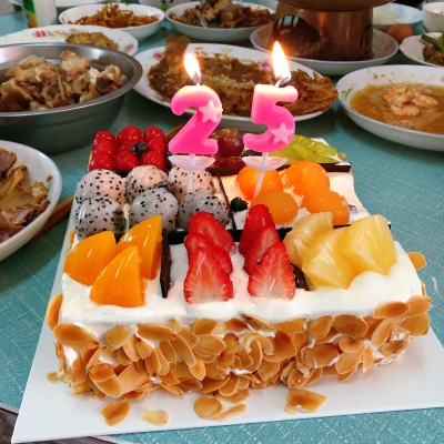 赤峰喜利来生日蛋糕电话号码-第1张图片