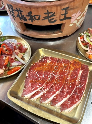 赤峰传统烤肉店电话号码查询-第1张图片