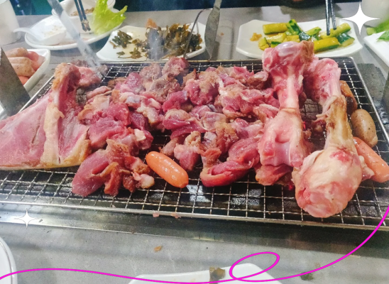赤峰脆皮烤羊腿店电话多少号-第1张图片