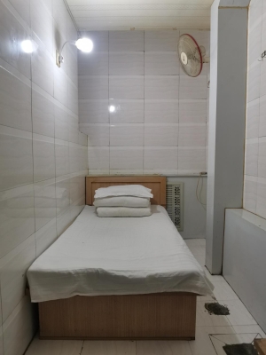 赤峰木兰街手机店电话号码-第1张图片