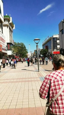赤峰步行街报喜鸟电话号码-第1张图片