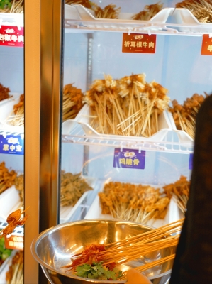 赤峰地摊麻辣拌店电话号码多少-第1张图片