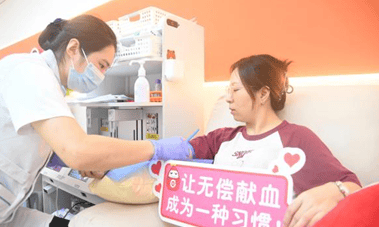 赤峰市医院献血屋电话查询号码-第1张图片
