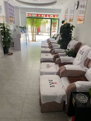 赤峰市女技师招聘信息电话号码-第1张图片