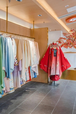 赤峰市汉服实体店电话号码-第1张图片