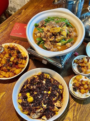 赤峰正宗湘菜馆电话号码多少-第1张图片