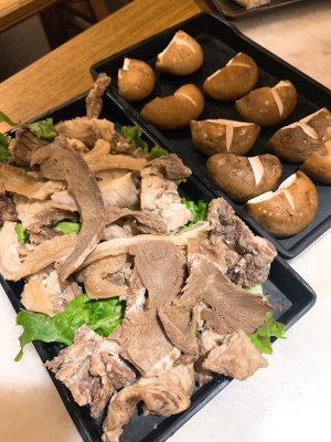 赤峰万琪牛肉馆电话号码多少-第1张图片