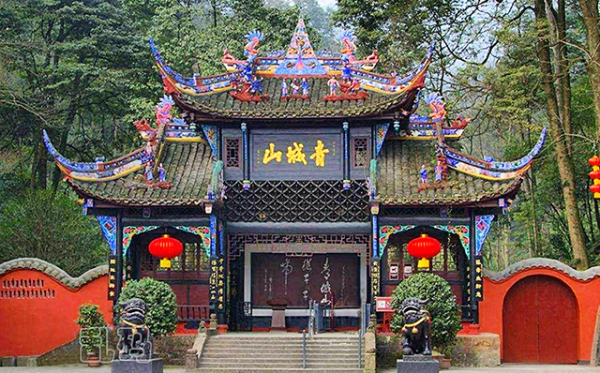 赤峰青城莲花酒店电话多少号-第1张图片