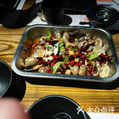 伊诺酒馆赤峰店电话号码多少-第1张图片