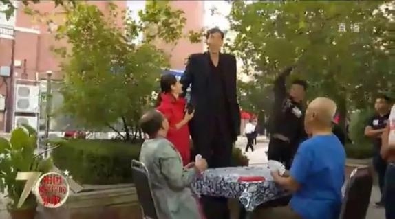 赤峰市哈斯直播公司电话号码-第1张图片