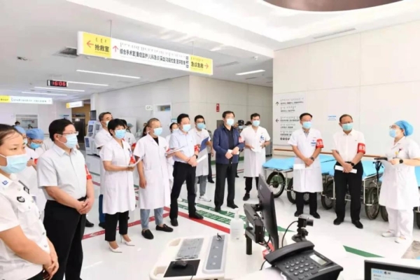 赤峰市医院透视科主任电话号码-第1张图片