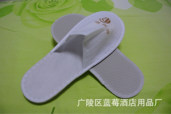 赤峰拉毛拖鞋供应商电话号码-第1张图片